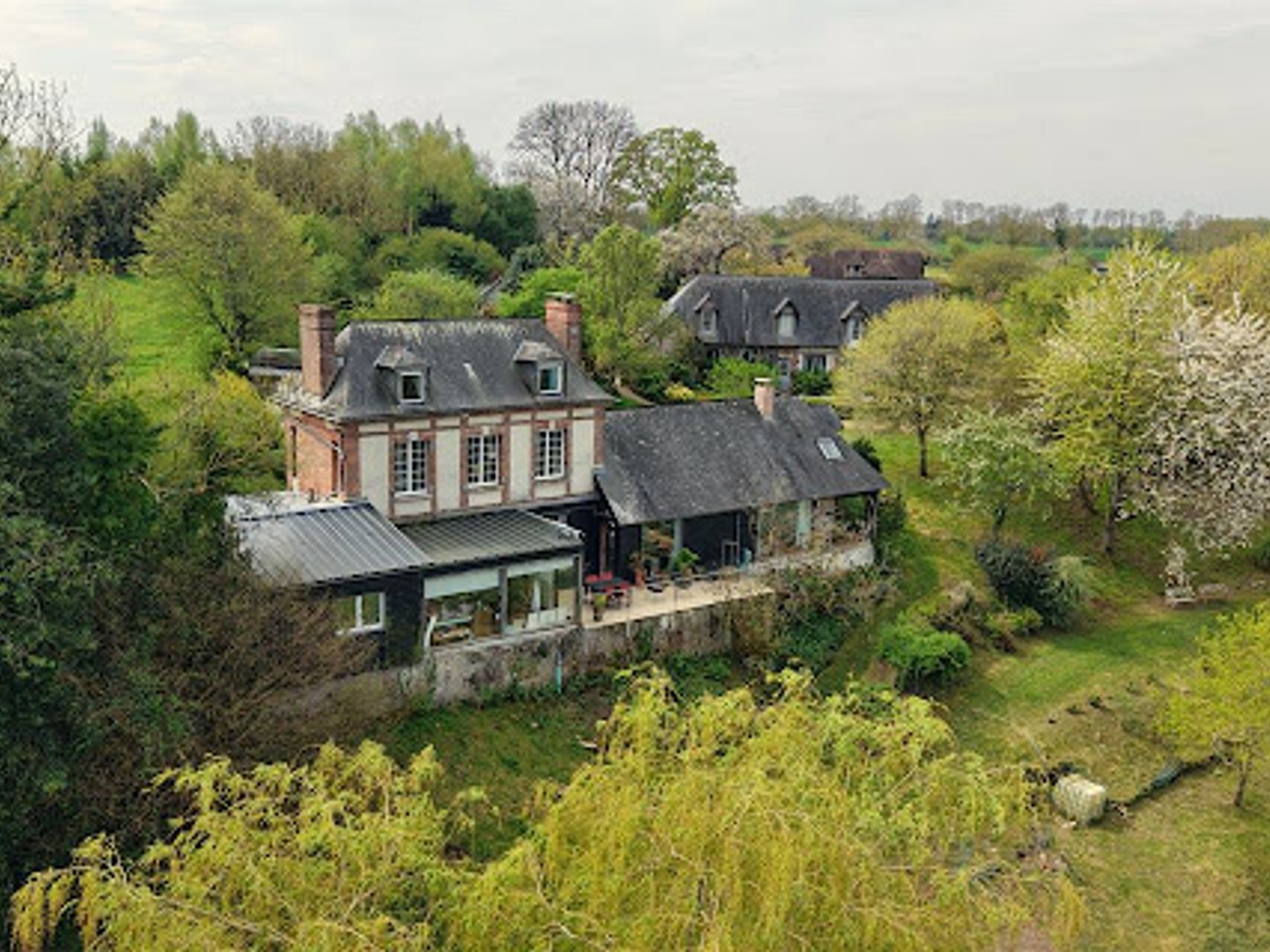 Maison à vendre - 19 pièces - 402m2 - Gonneville-Sur-Ho... (14600)
