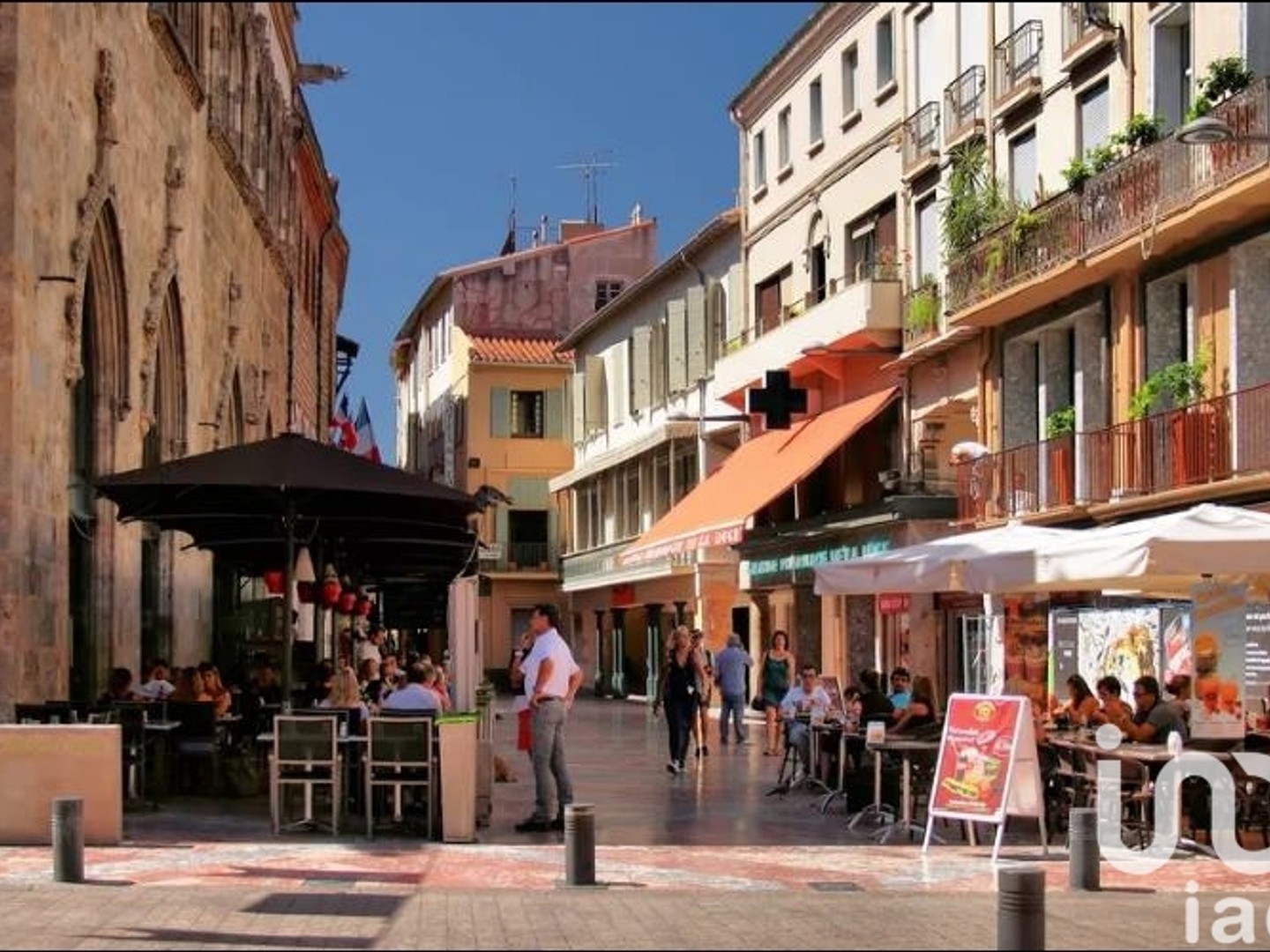 Appartement à vendre - 10 pièces - 206m2 - Perpignan (66000)