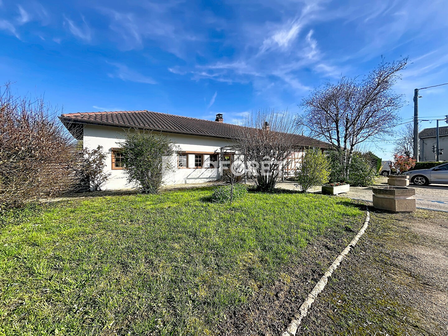 Locaux à vendre - 200m2 - Confrançon (01310)
