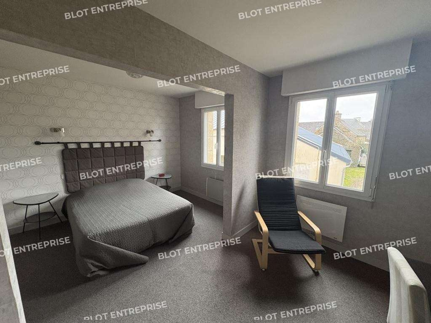 A vendre locaux commerciaux de 1 950m² à Sizun