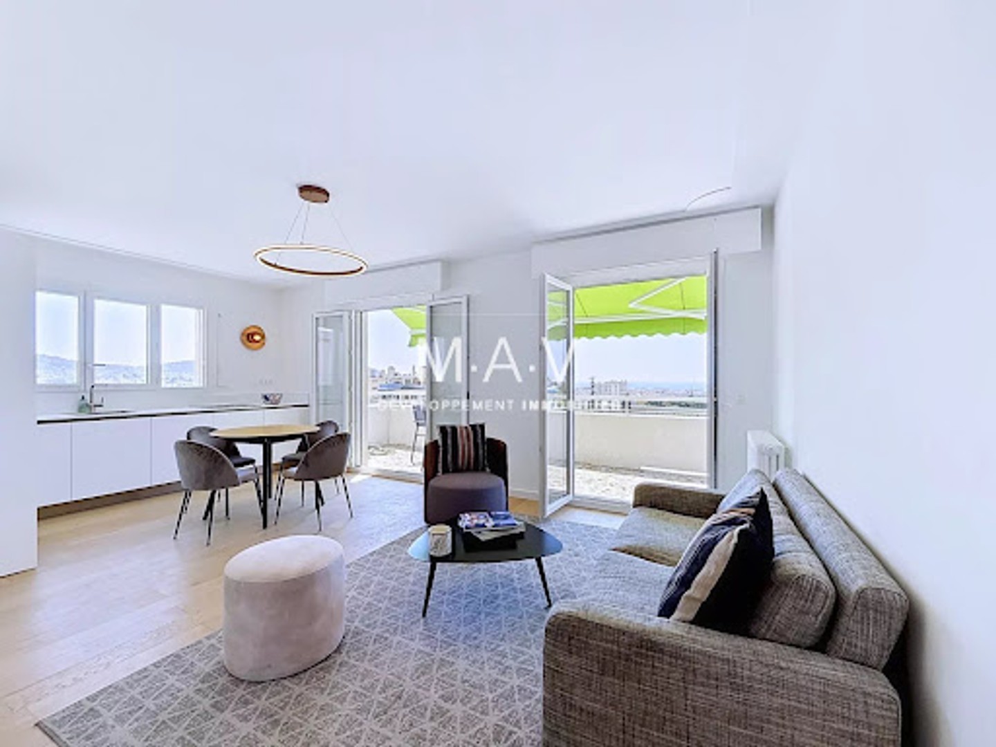Appartement 4 pièces 77 m²
