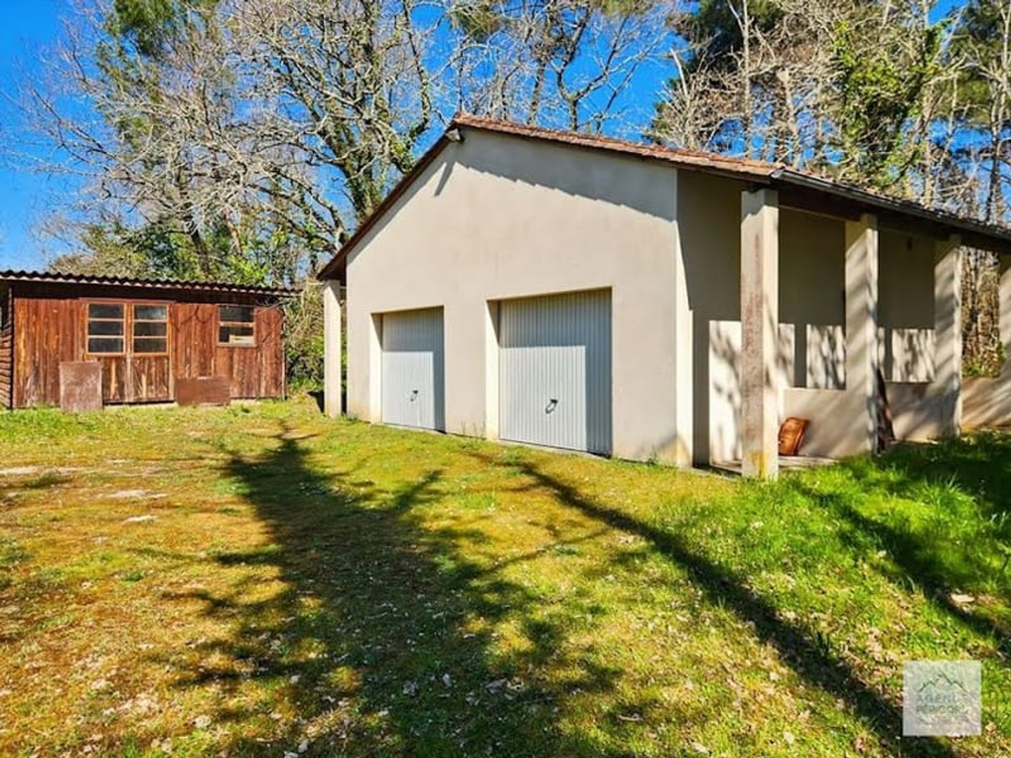 Maison à vendre - 4 pièces - 114m2 - Vallereuil (24190)