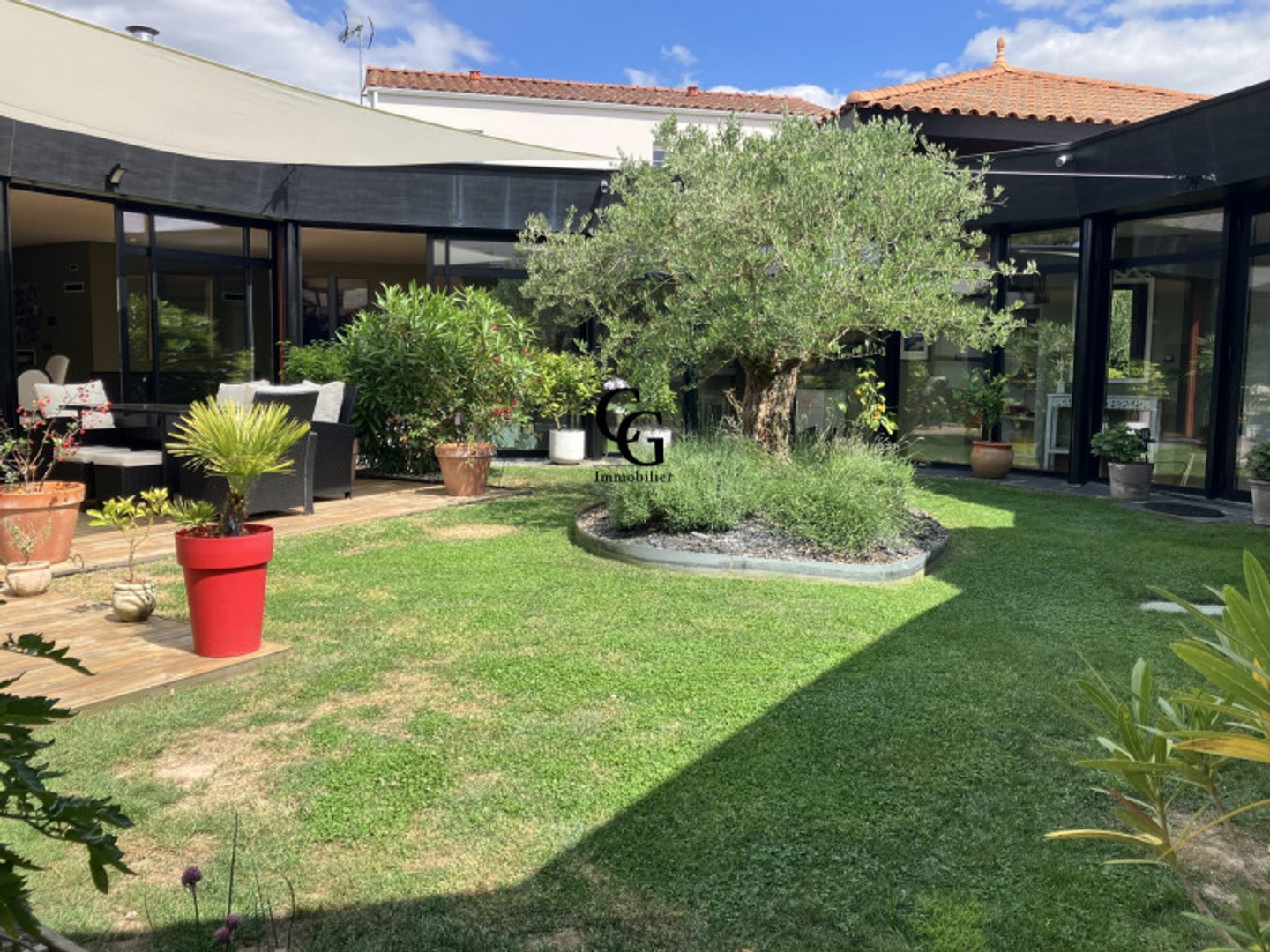 Maison 5 pièces 203 m²