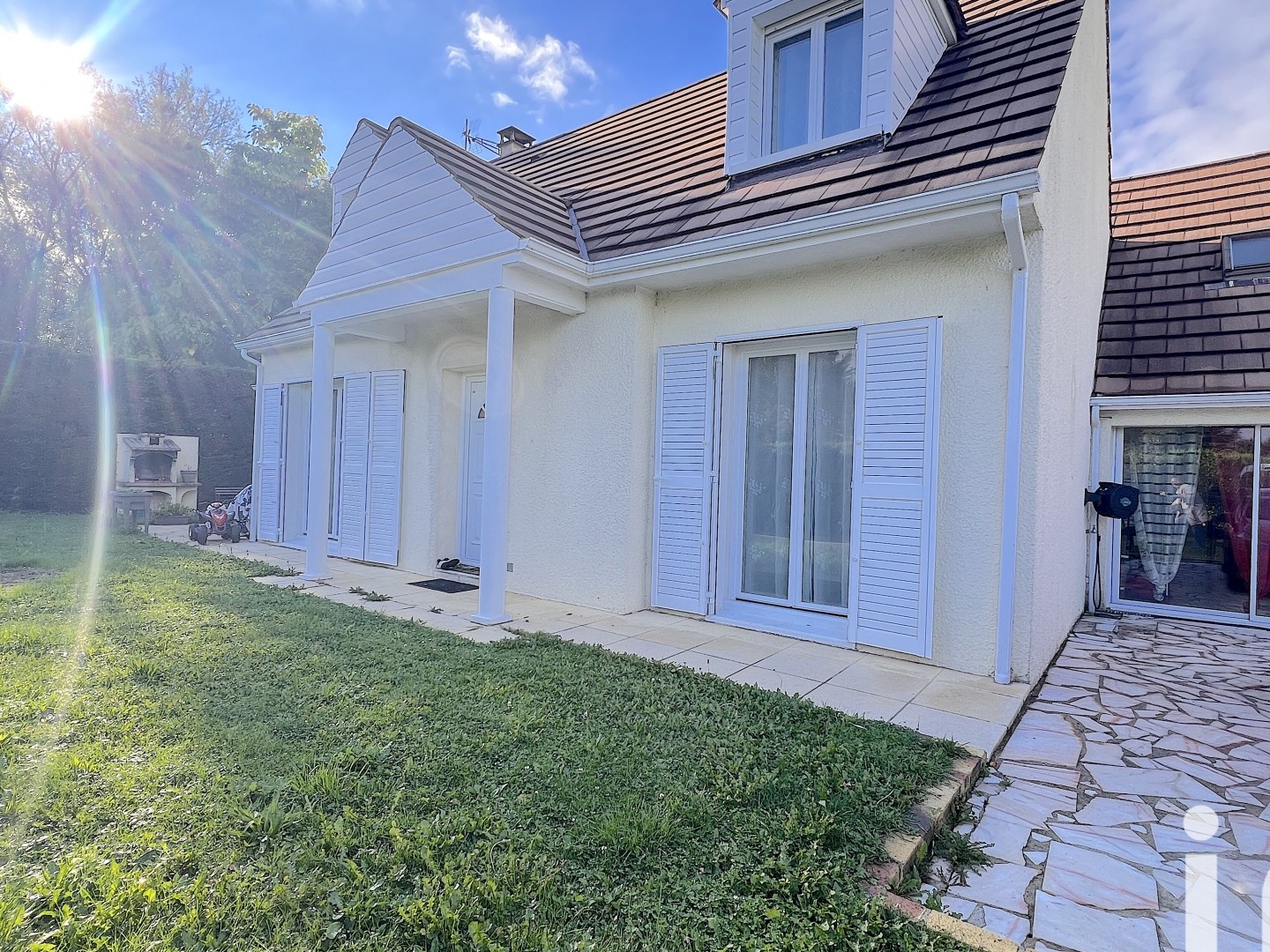 Maison à vendre - 6 pièces - 147m2 - Lésigny (77150)