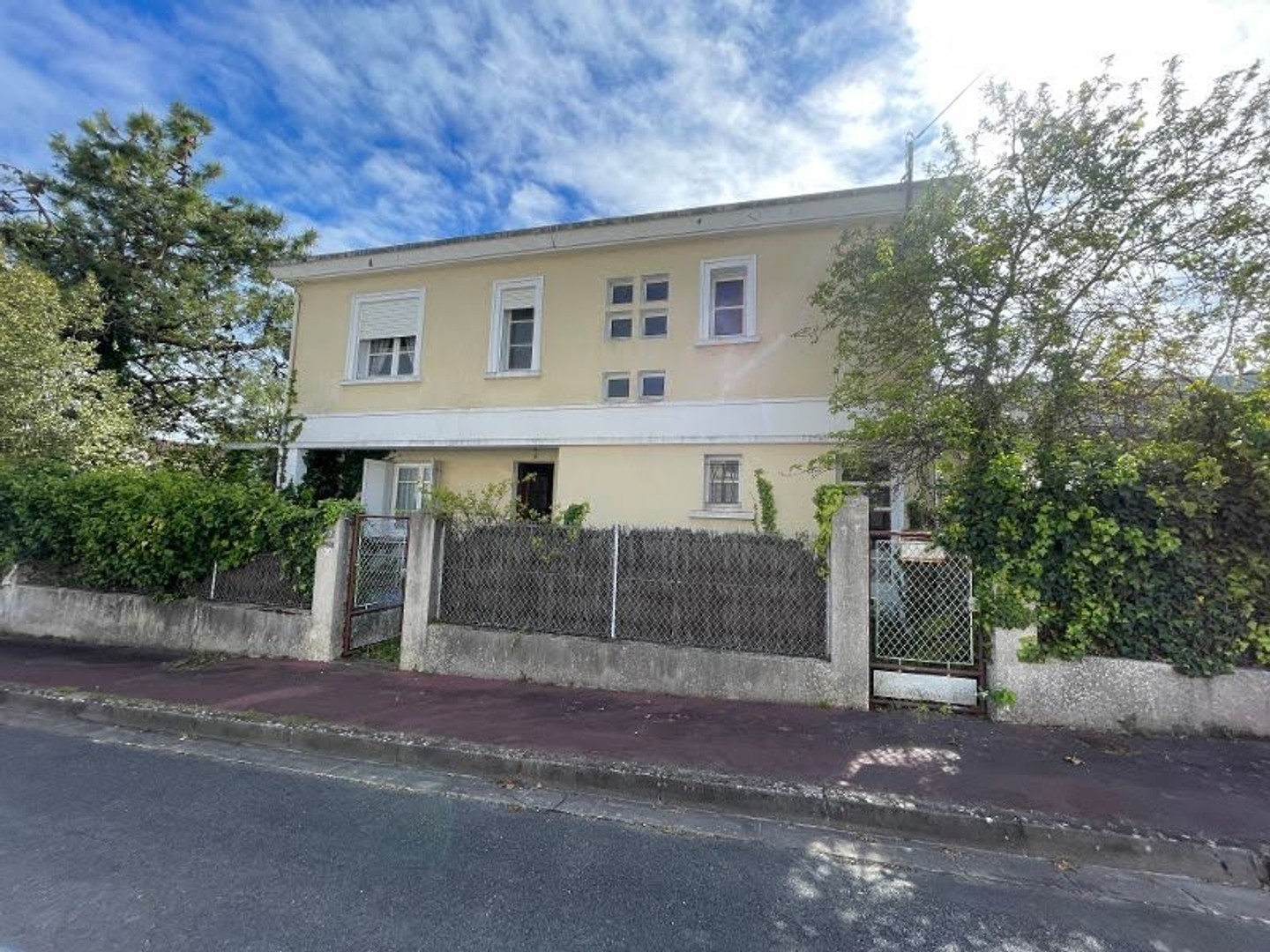 Maison à vendre - 7 pièces - 152m2 - Royan (17200)