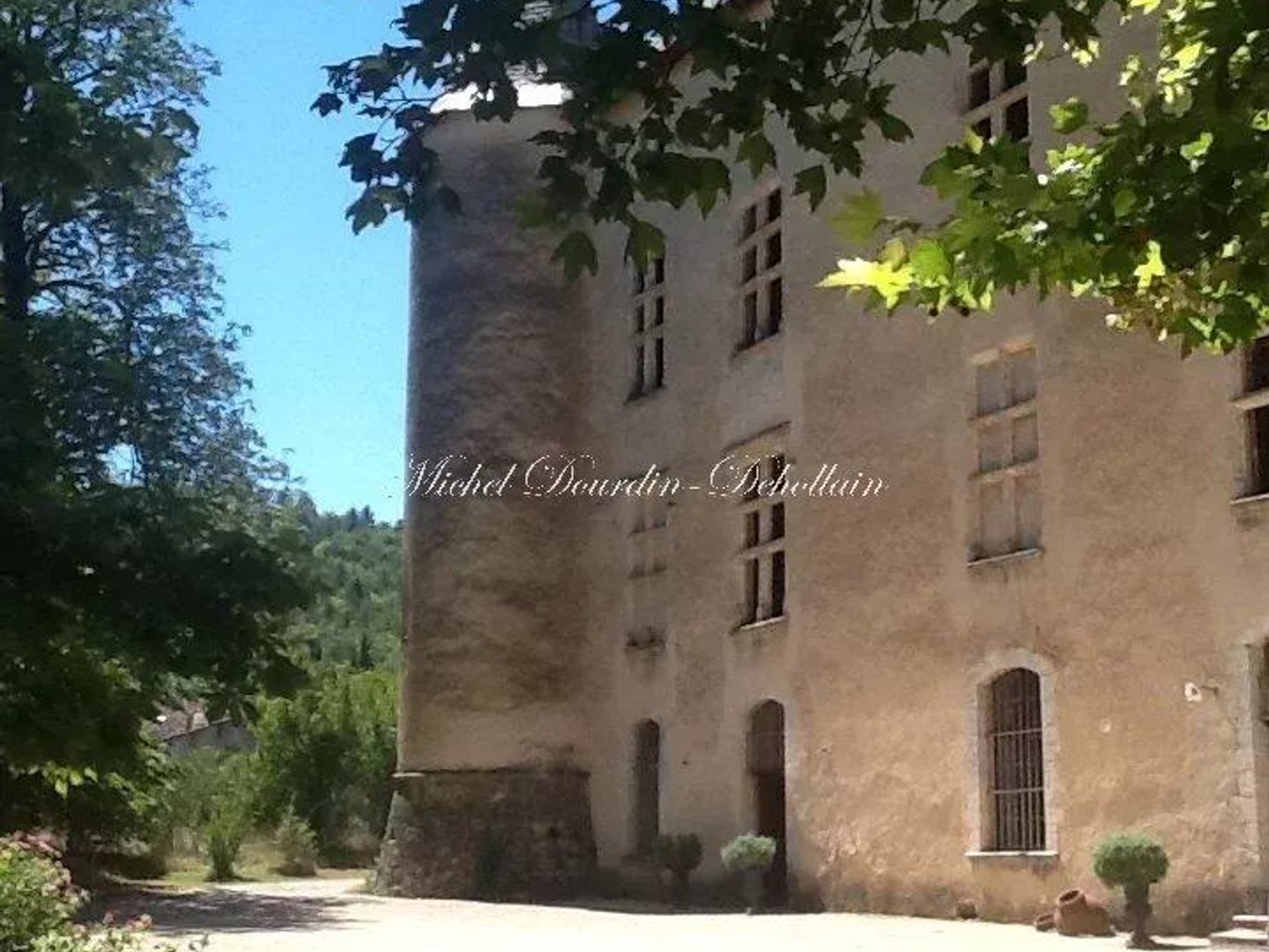 Maison à vendre - 18 pièces - 1200m2 - Gréoux-Les-Bains (04800)