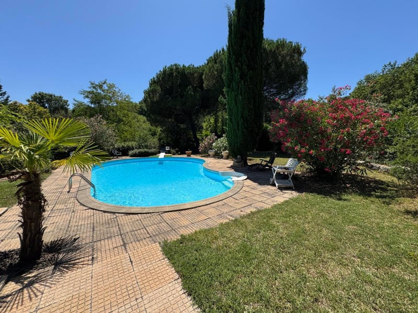 Maison à vendre - 10 pièces - 240m2 - Agen (47000)