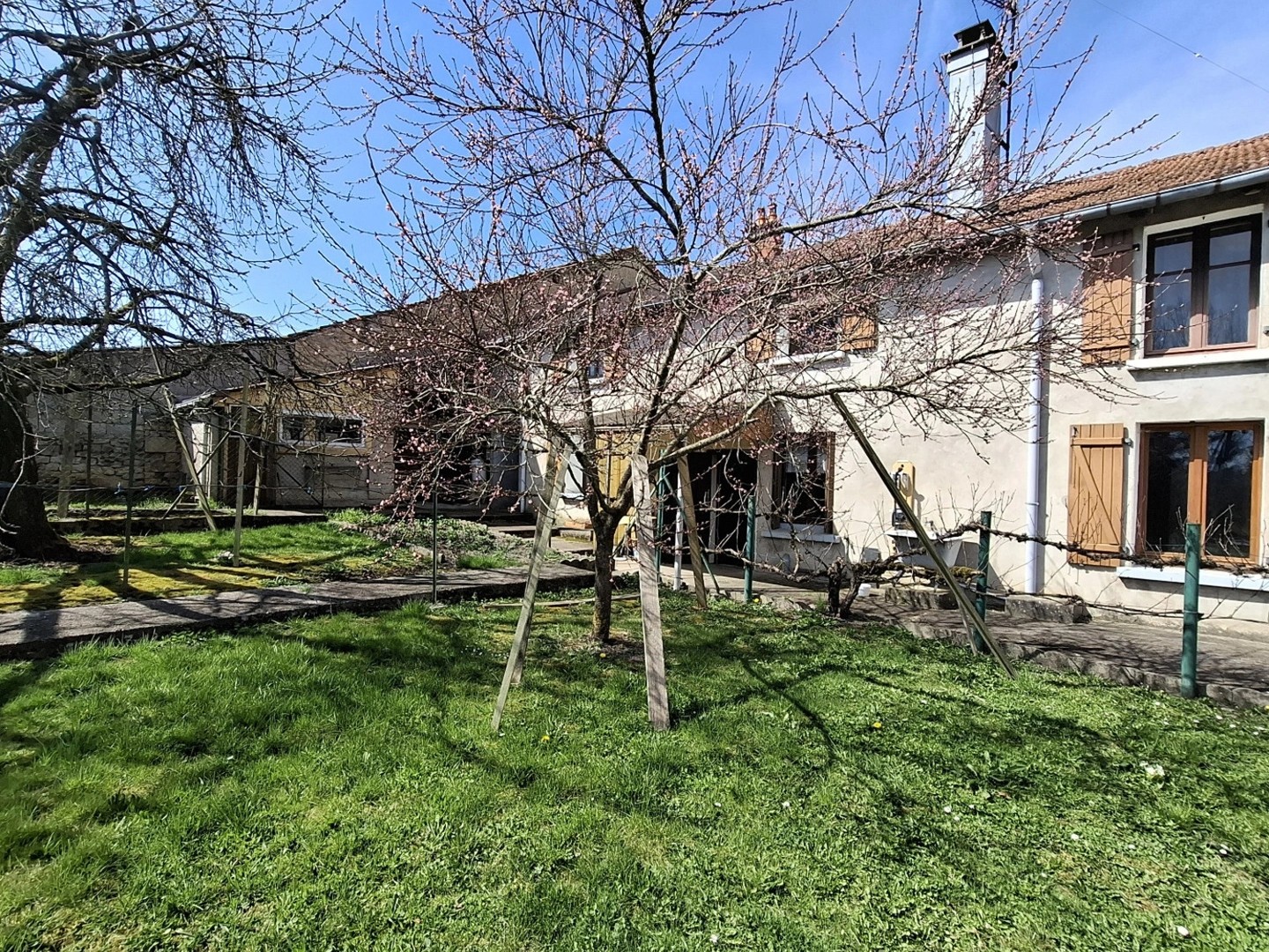 Maison à vendre - 2 pièces - 58m2 - Gemmelaincourt (88170)