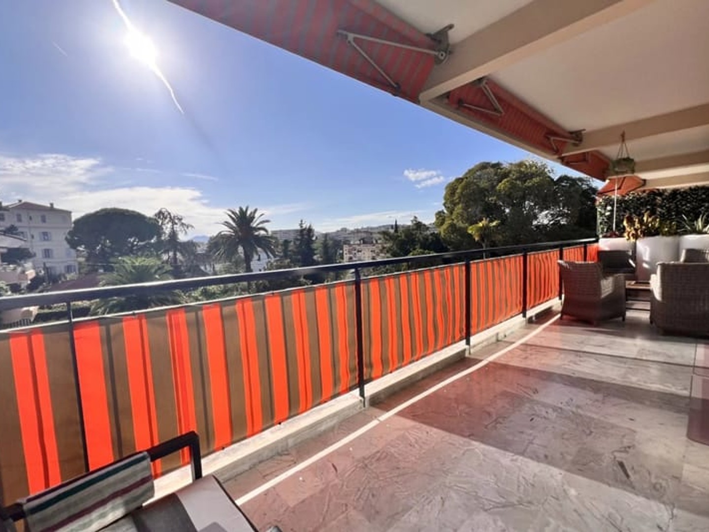 Appartement à vendre - 4 pièces - 115m2 - Cannes (06400)