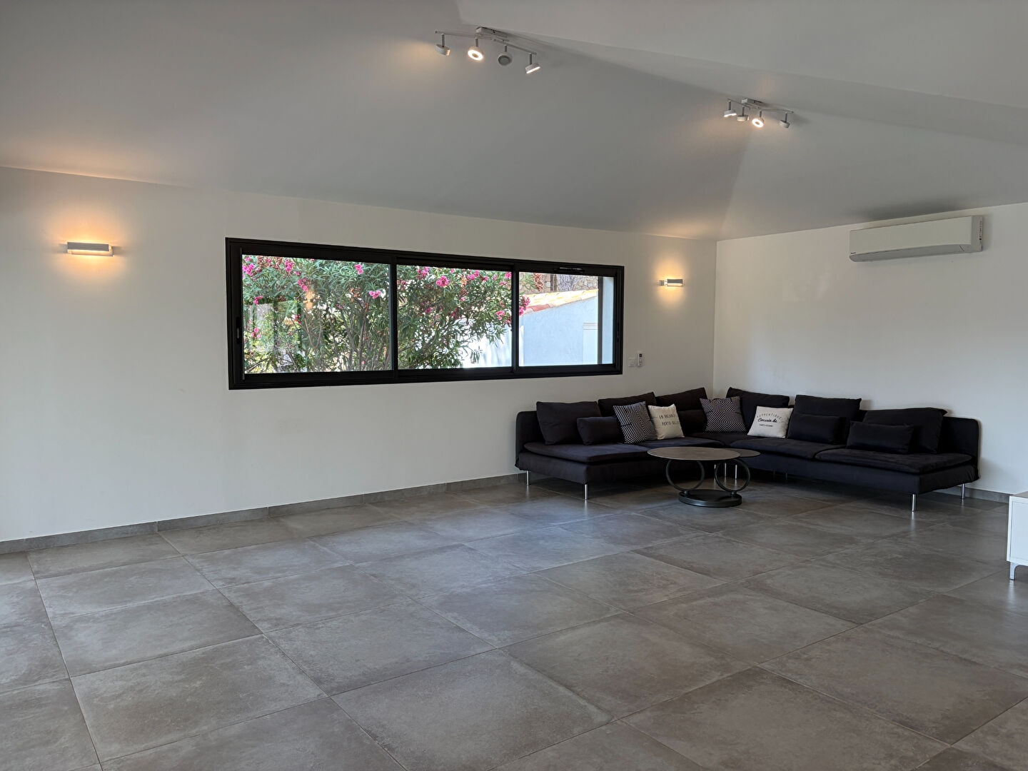 Maison à vendre - 6 pièces - 180m2 - Porto-Vecchio (20137)