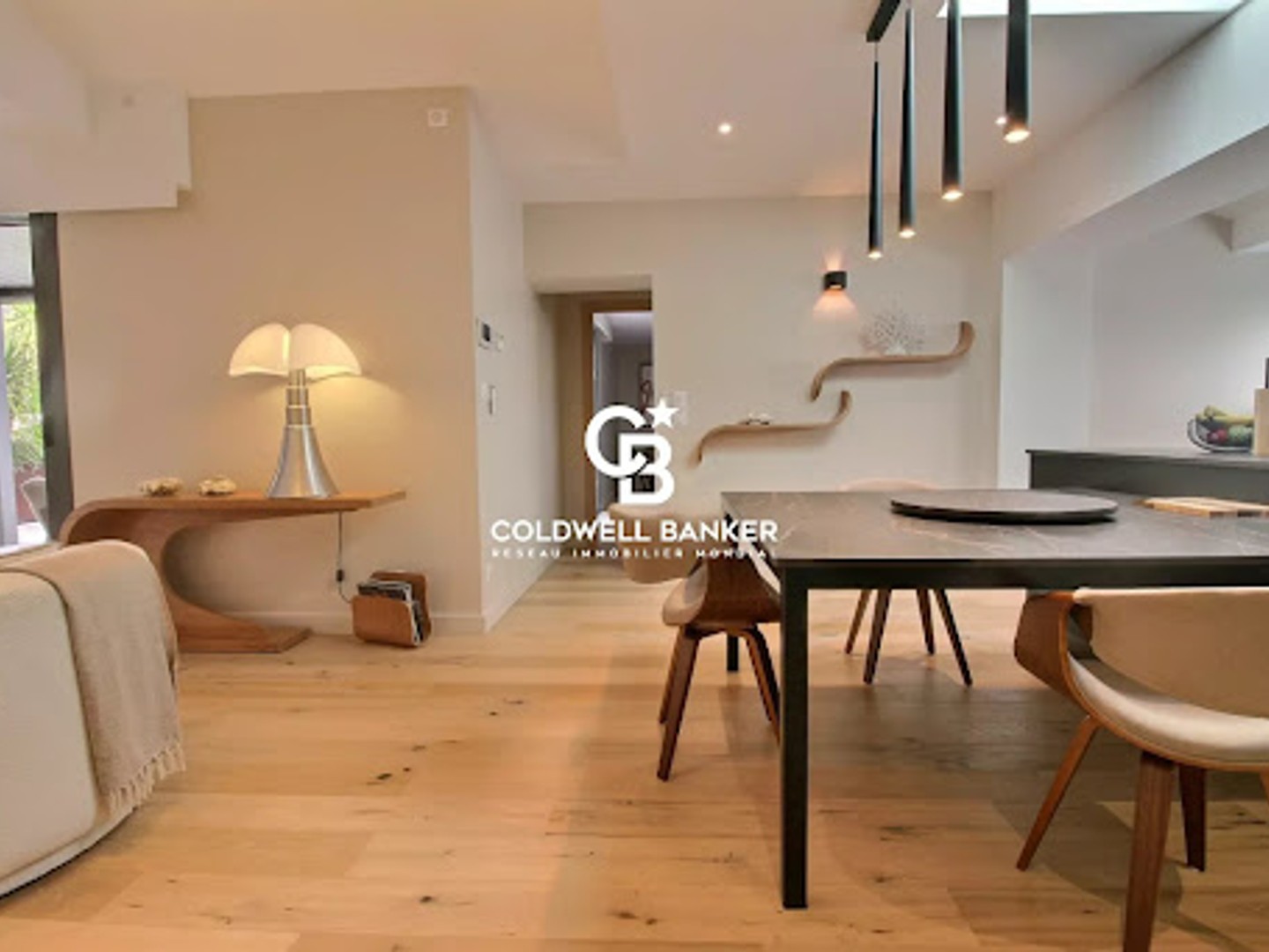 Appartement à vendre - 4 pièces - 197m2 - Arcachon (33120)