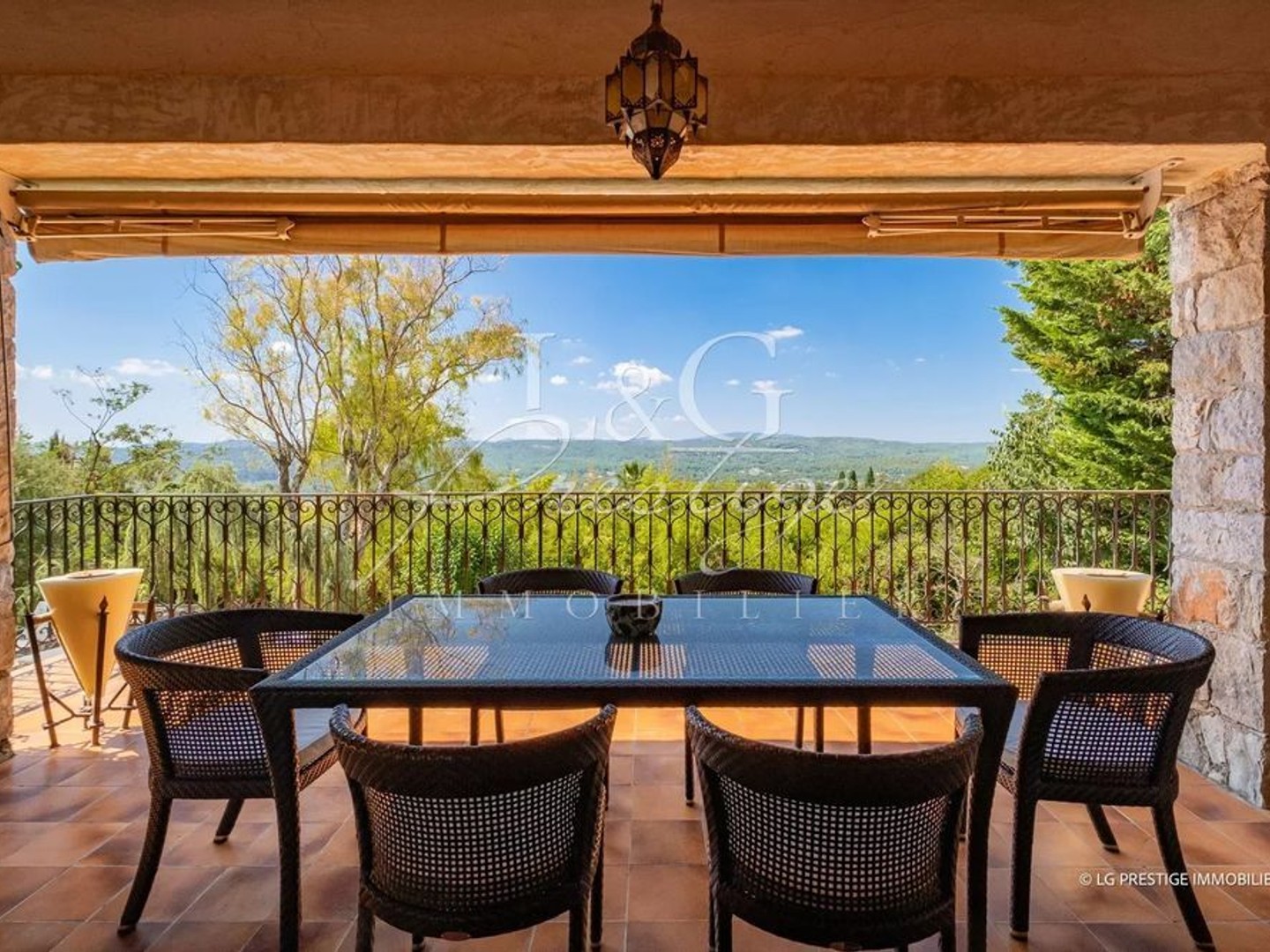 Maison à vendre - 5 pièces - 111m2 - Montauroux (83440)