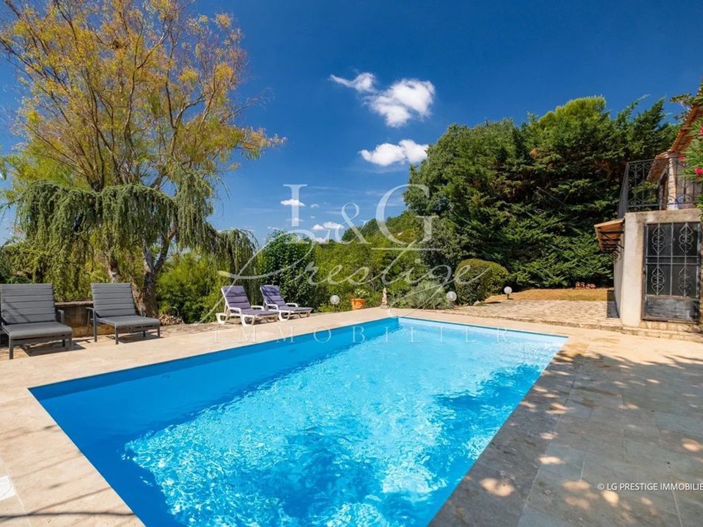 Maison à vendre - 5 pièces - 111m2 - Montauroux (83440)