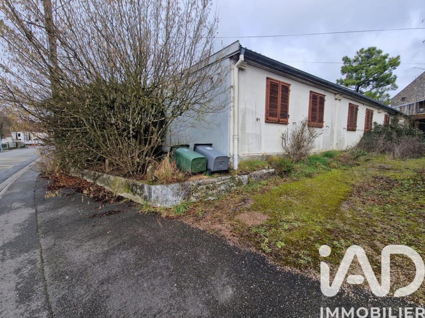 Maison avec appartements 320 m²
