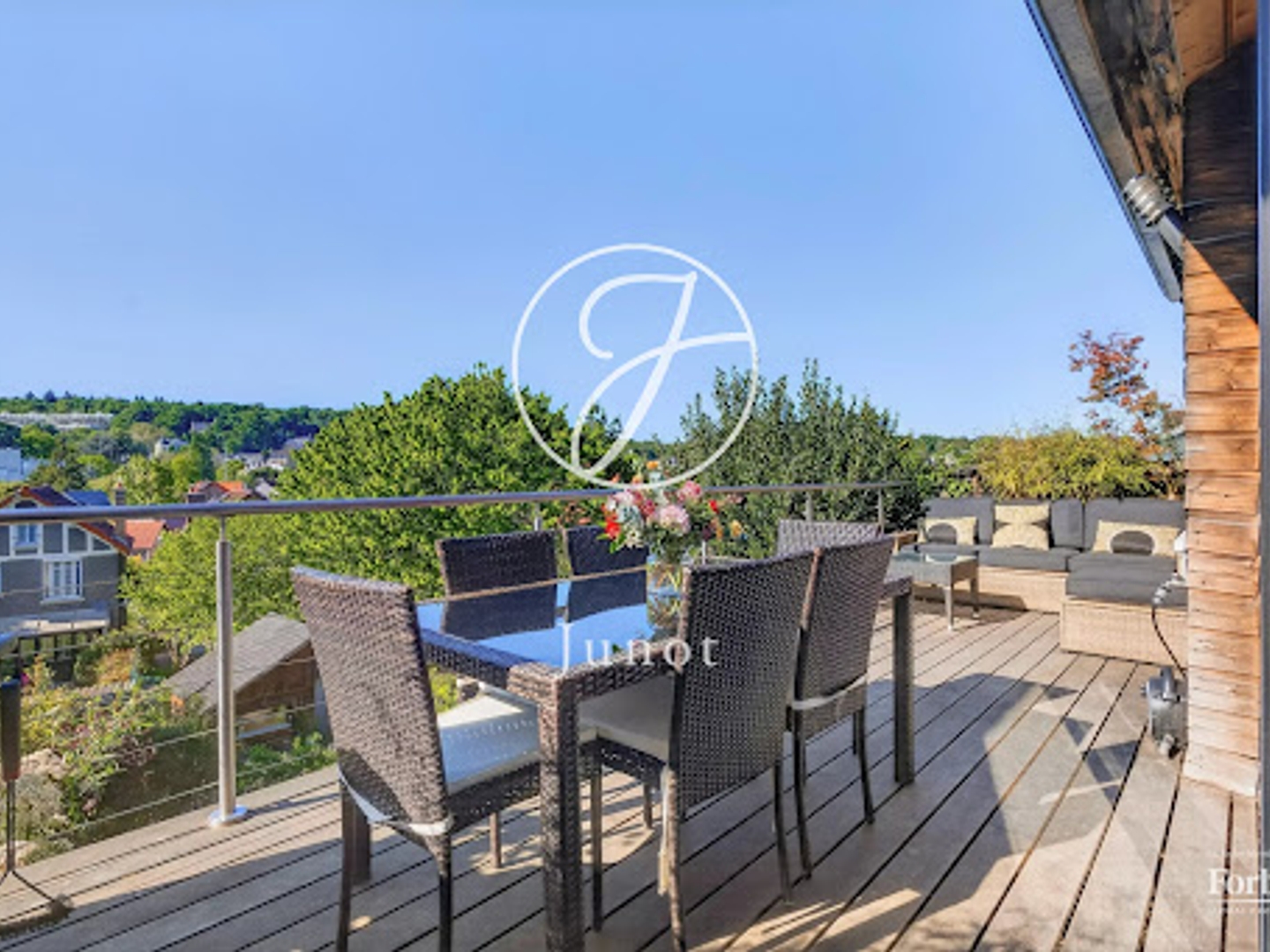 Maison à vendre - 7 pièces - 169m2 - Ville-D'avray (92410)