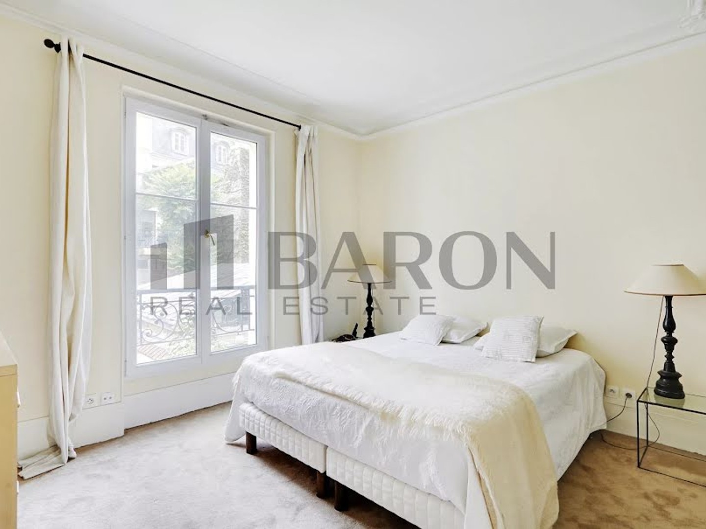 Appartement à vendre - 4 pièces - 80m2 - Neuilly-Sur-Seine (92200)